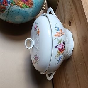 Vintage Ilmenau floral soup terrine